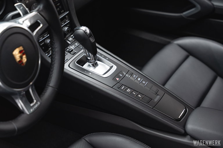 Porsche 991 Carrera GTS