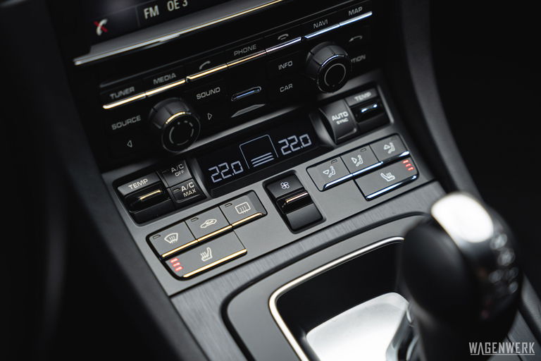 Porsche 991 Carrera GTS