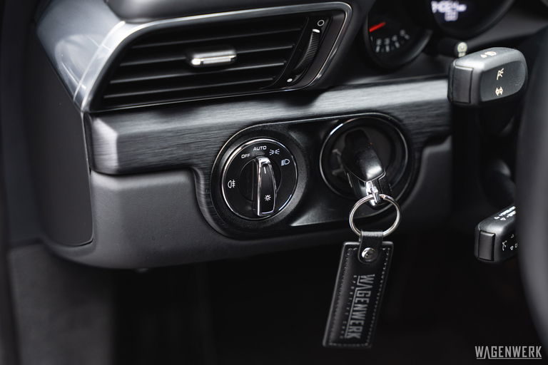 Porsche 991 Carrera GTS