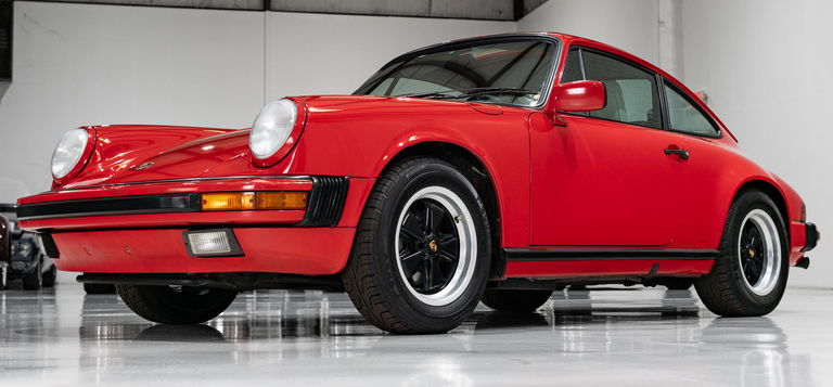 Porsche 911 Carrera 3.2 (US)