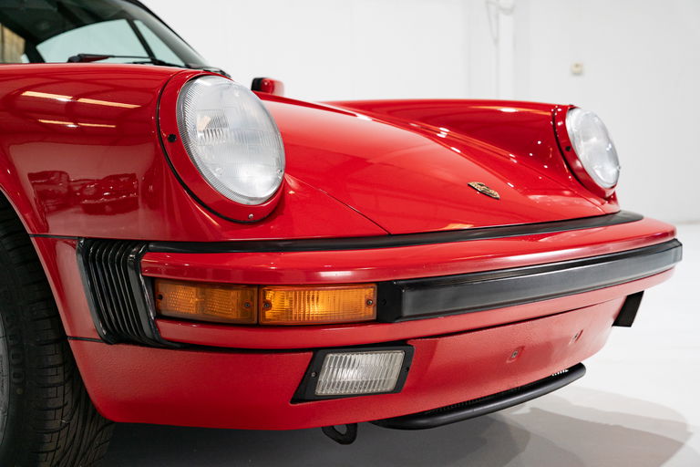 Porsche 911 Carrera 3.2 (US)