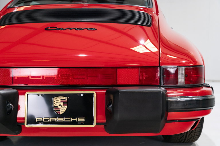 Porsche 911 Carrera 3.2 (US)