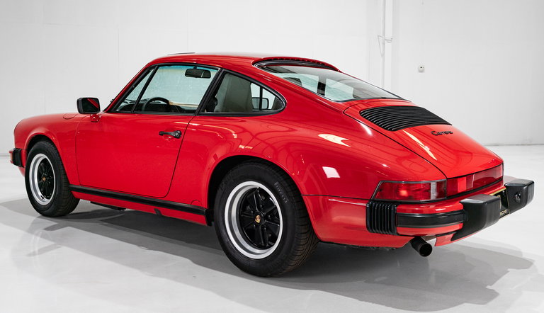 Porsche 911 Carrera 3.2 (US)