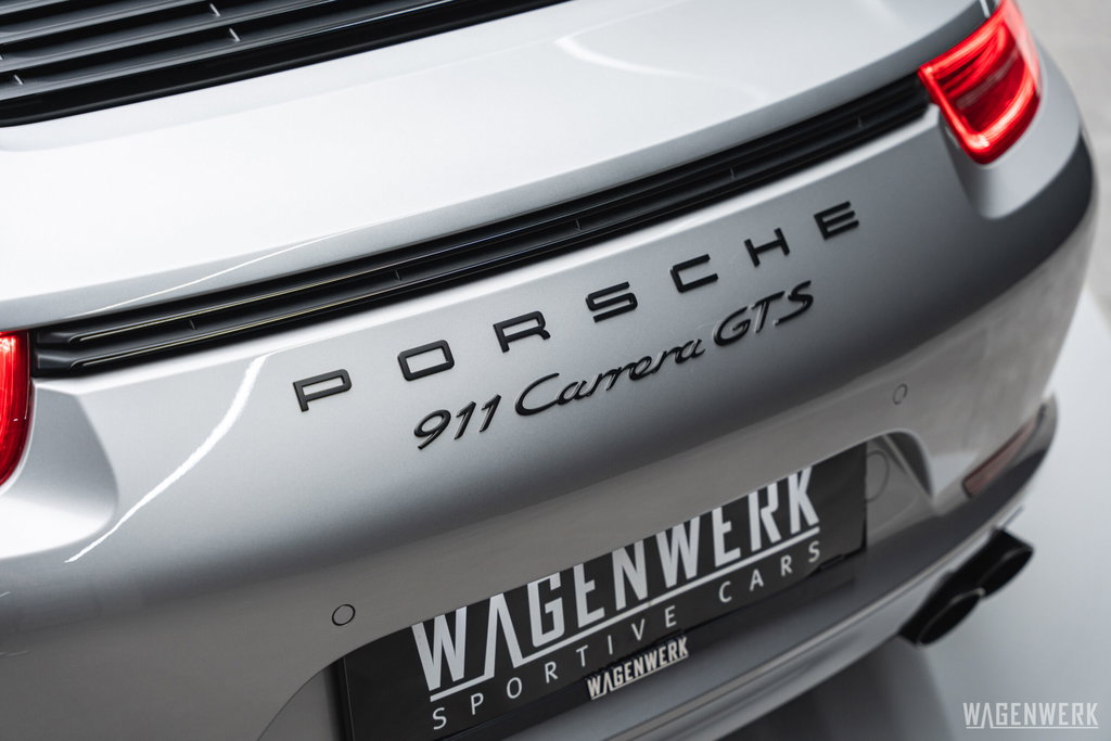 Porsche 991 Carrera GTS