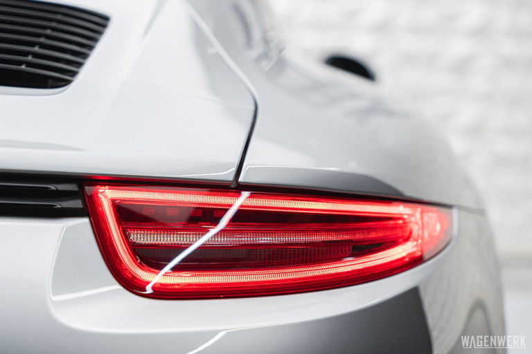 Porsche 991 Carrera GTS