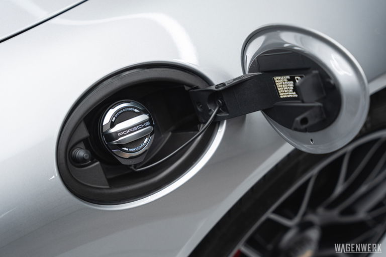 Porsche 991 Carrera GTS