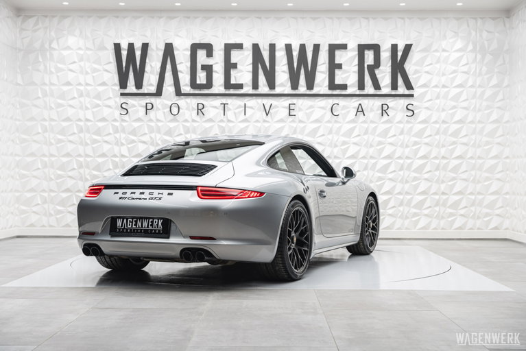 Porsche 991 Carrera GTS