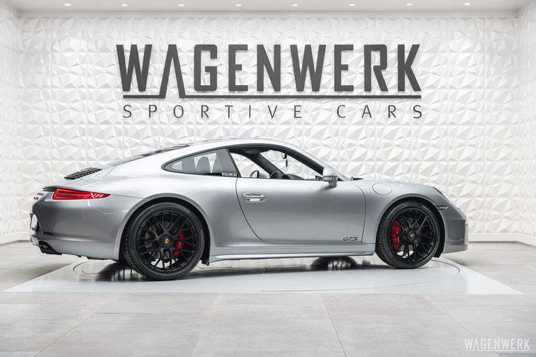 Porsche 991 Carrera GTS