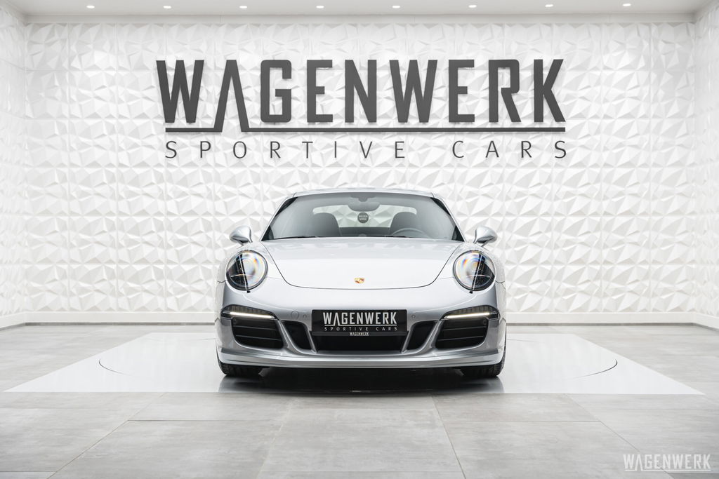 Porsche 991 Carrera GTS
