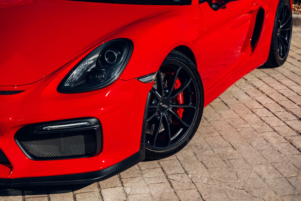 Porsche 981 Cayman GT4