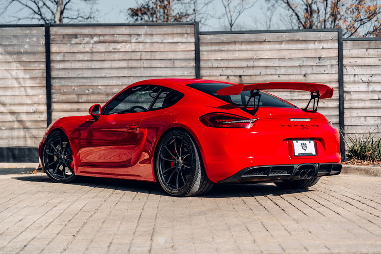 Porsche 981 Cayman GT4