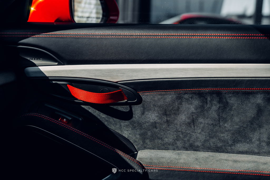 Porsche 981 Cayman GT4