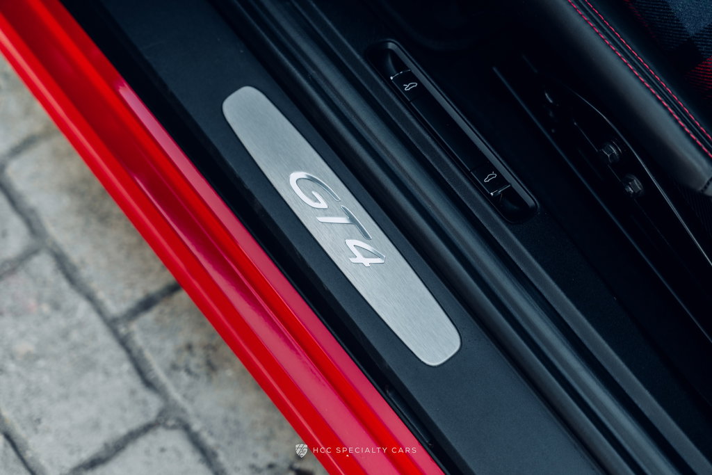 Porsche 981 Cayman GT4