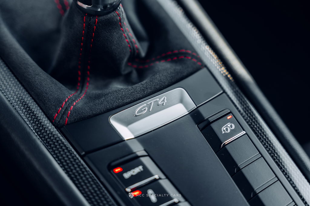 Porsche 981 Cayman GT4