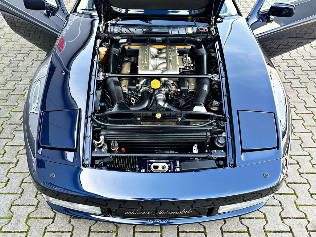 Porsche 928 S4