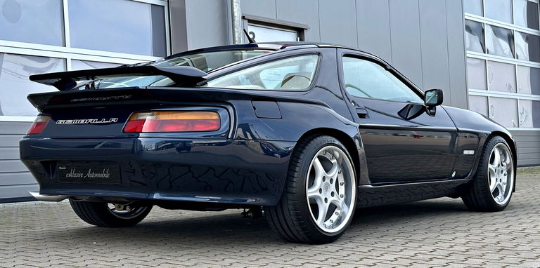 Porsche 928 S4