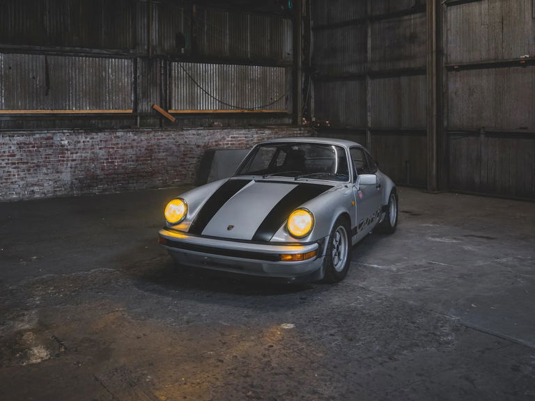 Porsche 911 Carrera 2.7