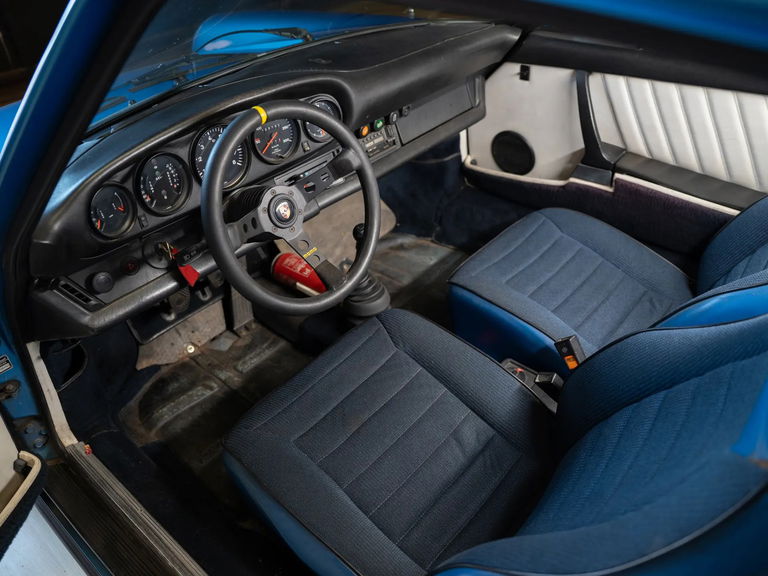 Porsche 911 Turbo 3.0 (US)