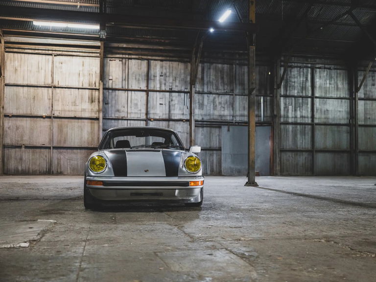 Porsche 911 Carrera 2.7