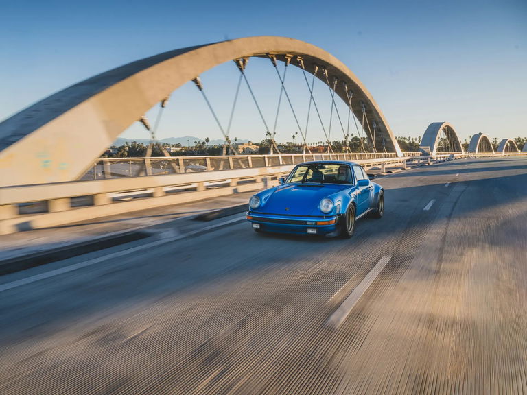 Porsche 911 Turbo 3.0 (US)