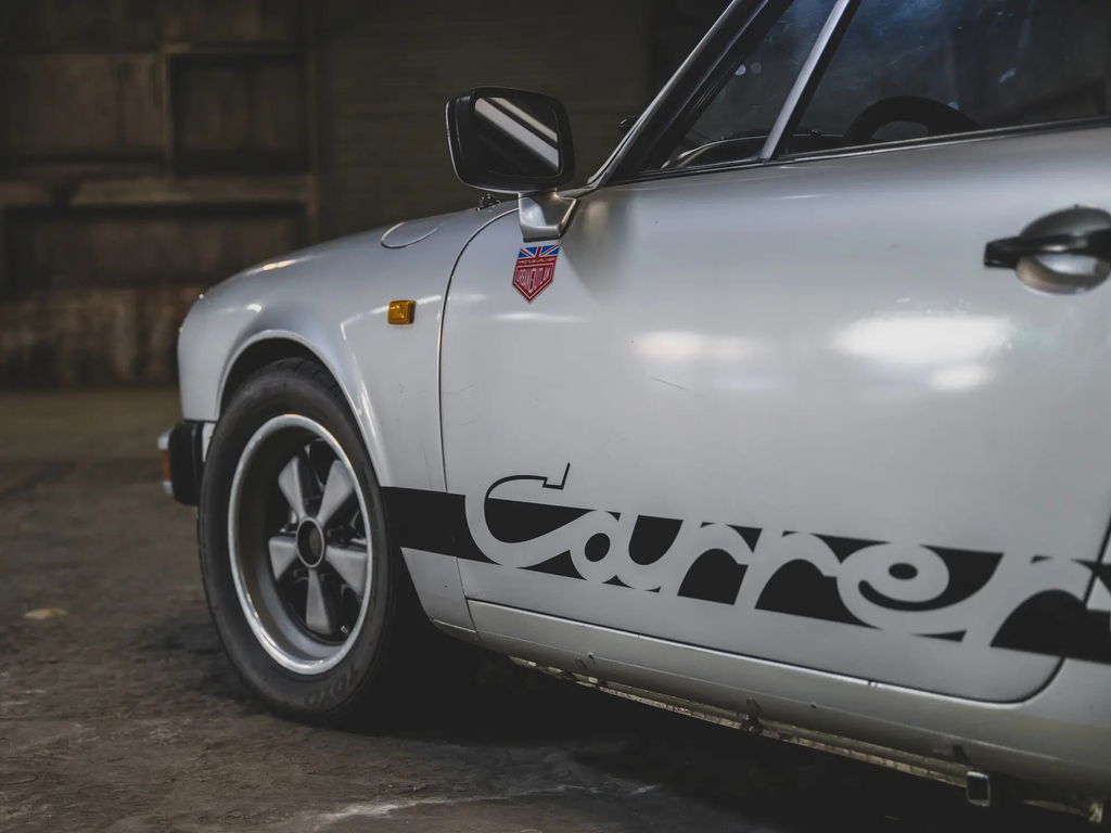 Porsche 911 Carrera 2.7