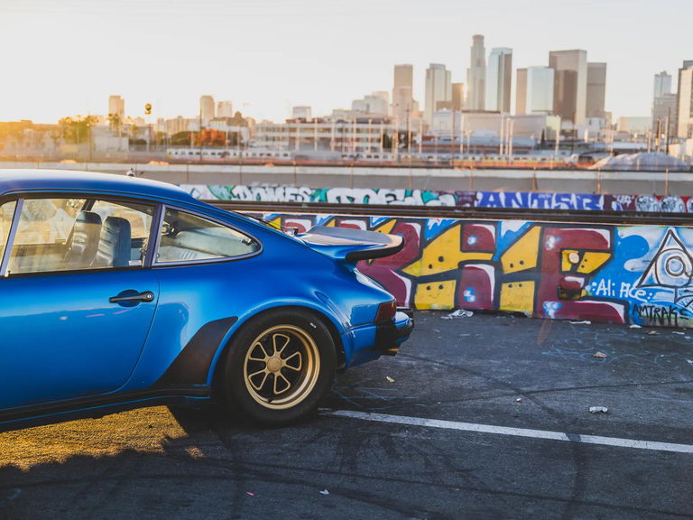 Porsche 911 Turbo 3.0 (US)