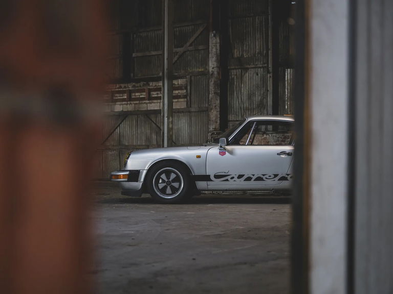 Porsche 911 Carrera 2.7