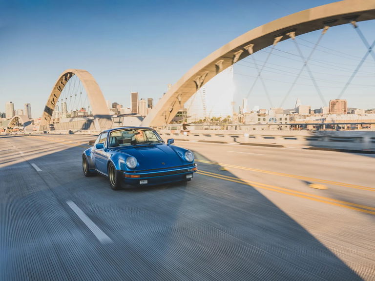 Porsche 911 Turbo 3.0 (US)