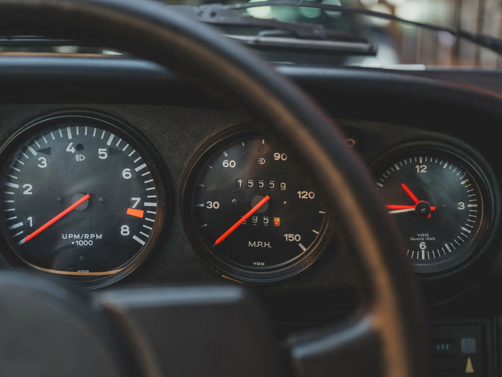 Porsche 911 Carrera 2.7