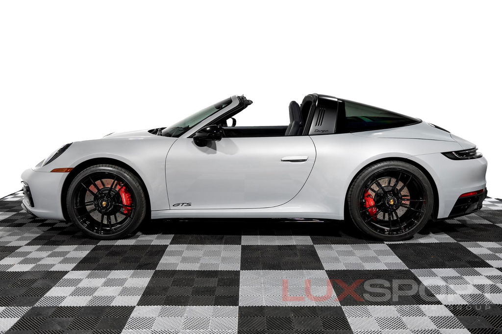 Porsche 992 Targa 4 GTS