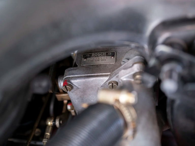 Porsche 911 Carrera 2.7