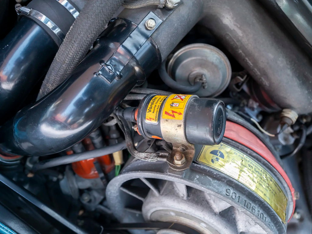 Porsche 911 Turbo 3.0 (US)