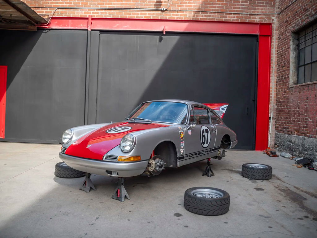 Porsche 911 S (F-Modell)