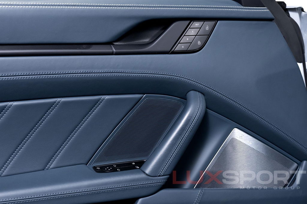 Porsche 992 Targa 4 GTS