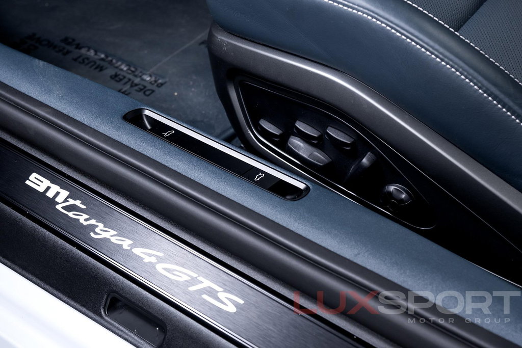 Porsche 992 Targa 4 GTS