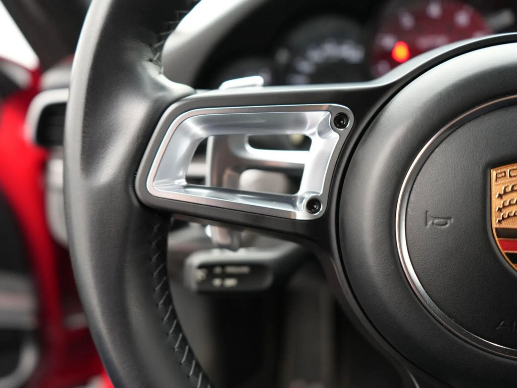 Porsche 991.2 Carrera GTS