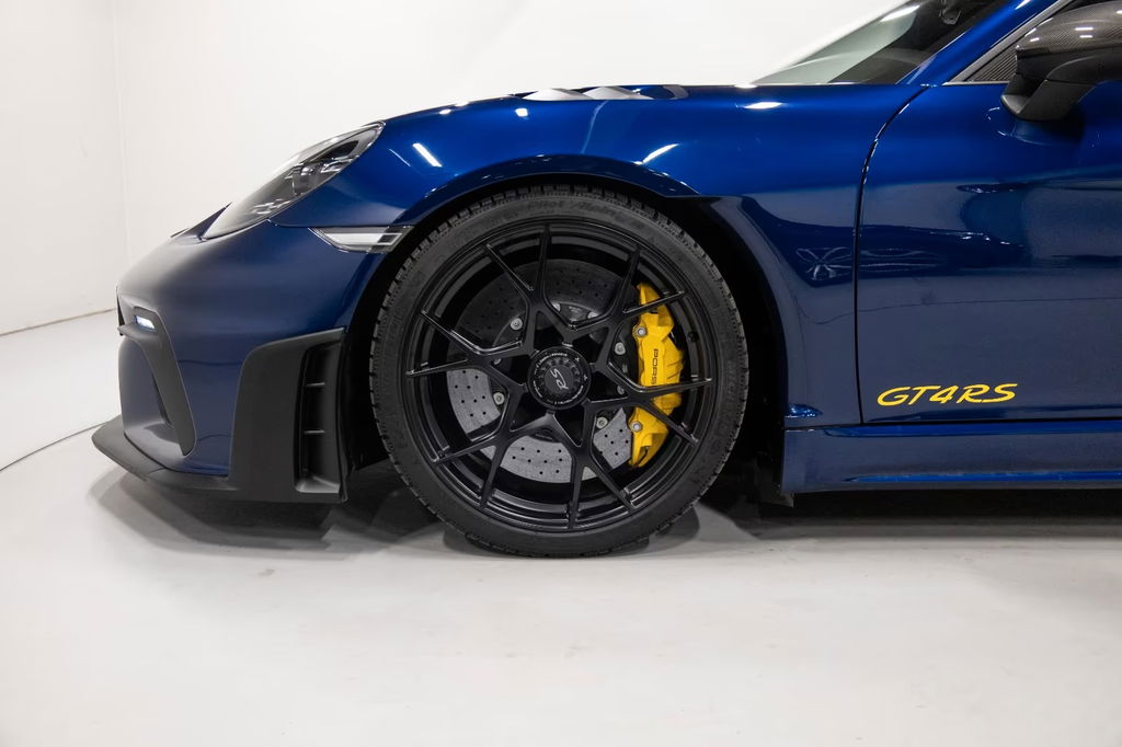 Porsche 718 Cayman GT4 RS