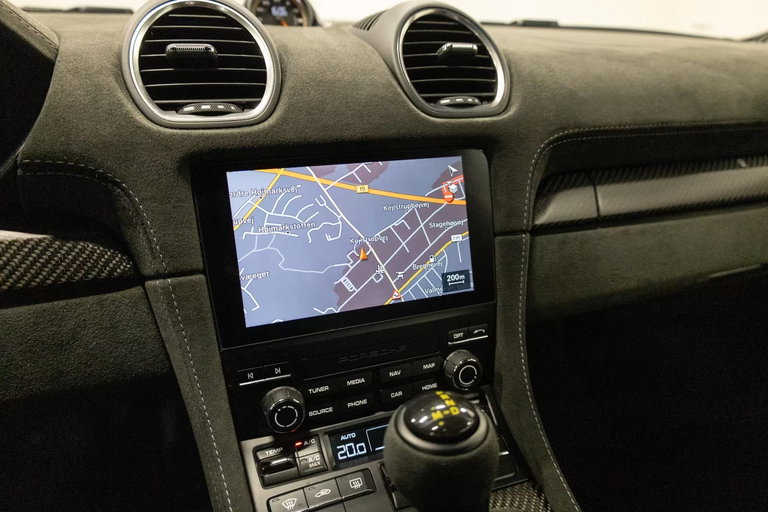 Porsche 718 Cayman GT4 RS