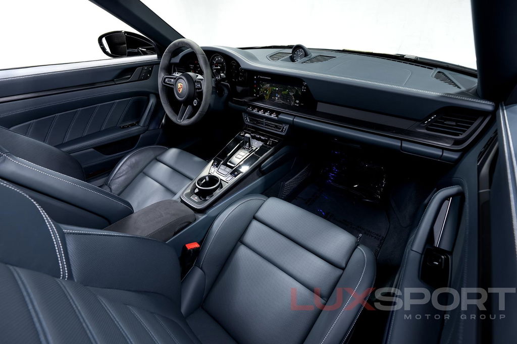 Porsche 992 Targa 4 GTS