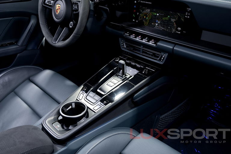 Porsche 992 Targa 4 GTS