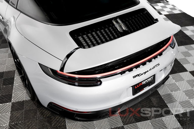 Porsche 992 Targa 4 GTS