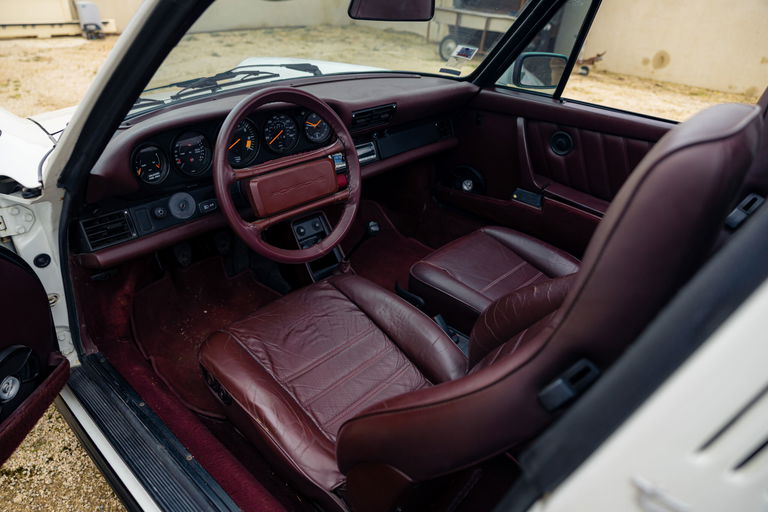 Porsche 911 Carrera 3.2