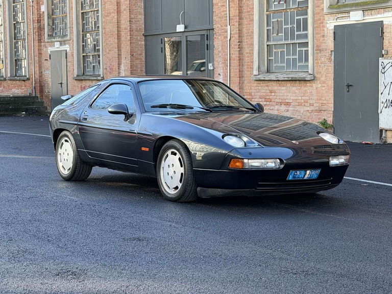 Porsche 928 S4