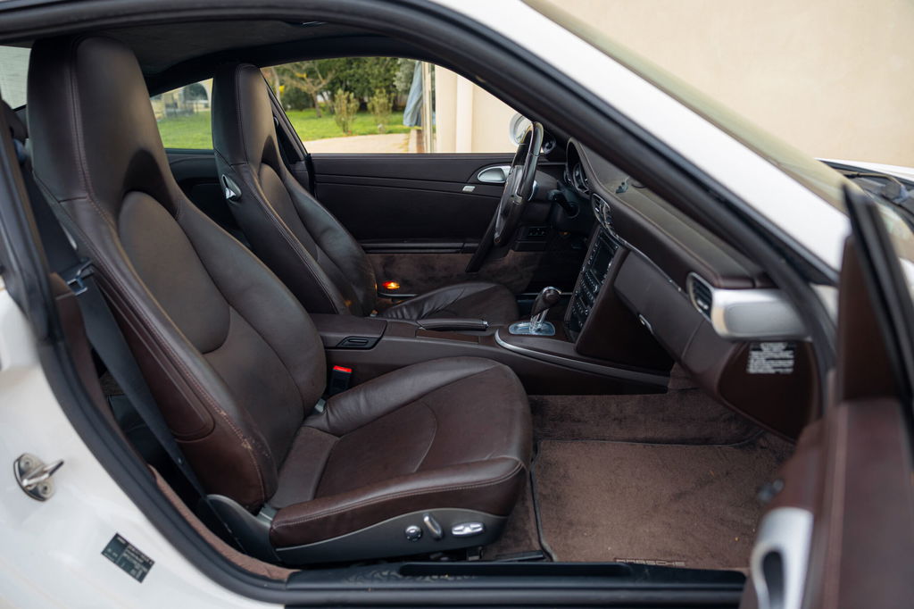 Porsche 997.2 Carrera 4S