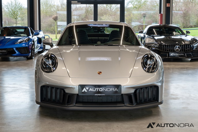 Porsche 992.2 Carrera 4 GTS