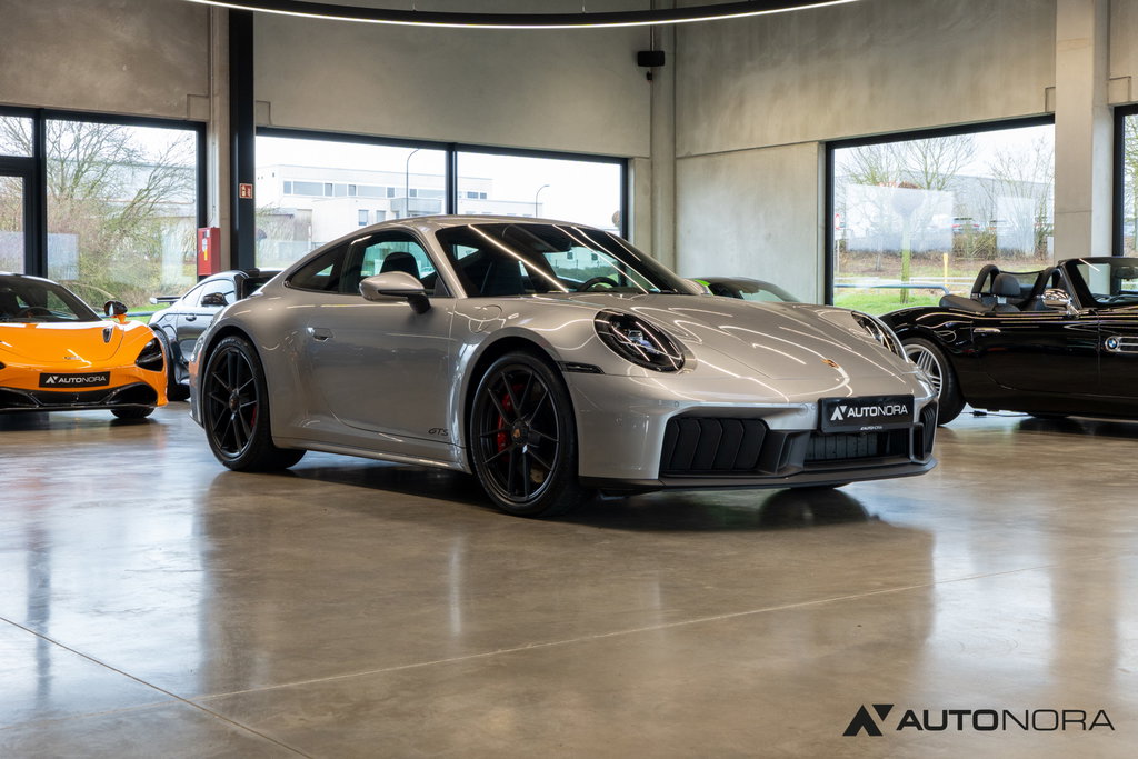 Porsche 992.2 Carrera 4 GTS