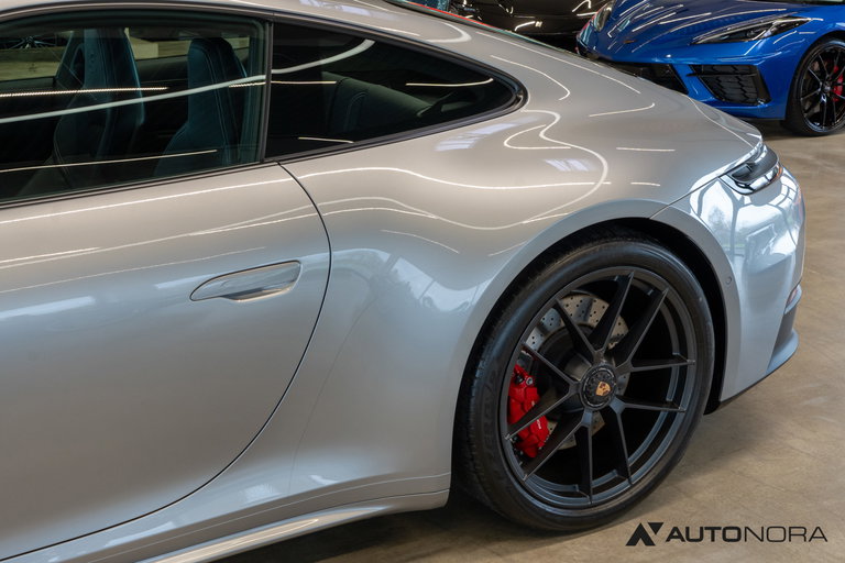 Porsche 992.2 Carrera 4 GTS