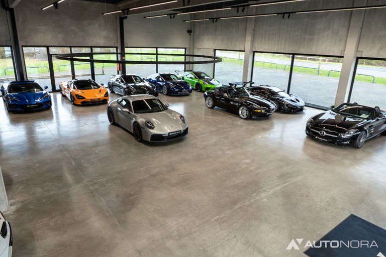 Porsche 992.2 Carrera 4 GTS