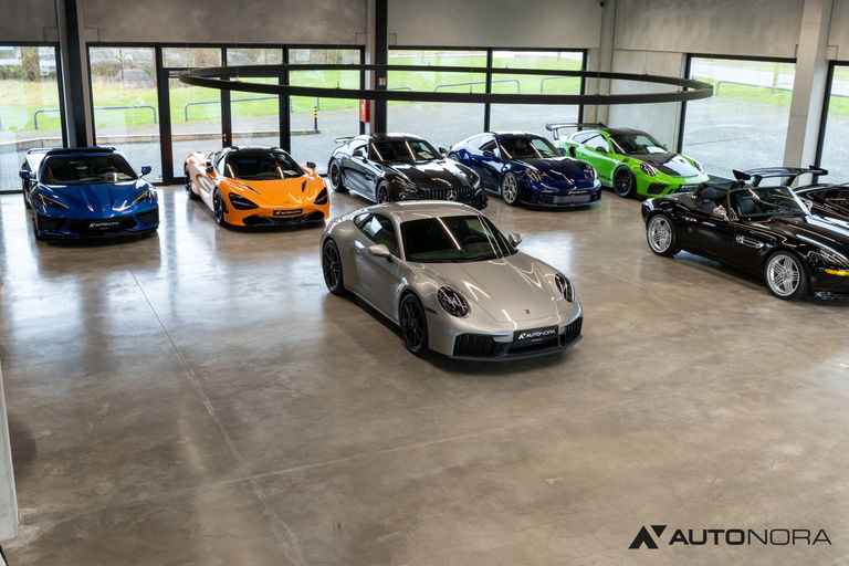 Porsche 992.2 Carrera 4 GTS