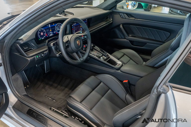 Porsche 992.2 Carrera 4 GTS